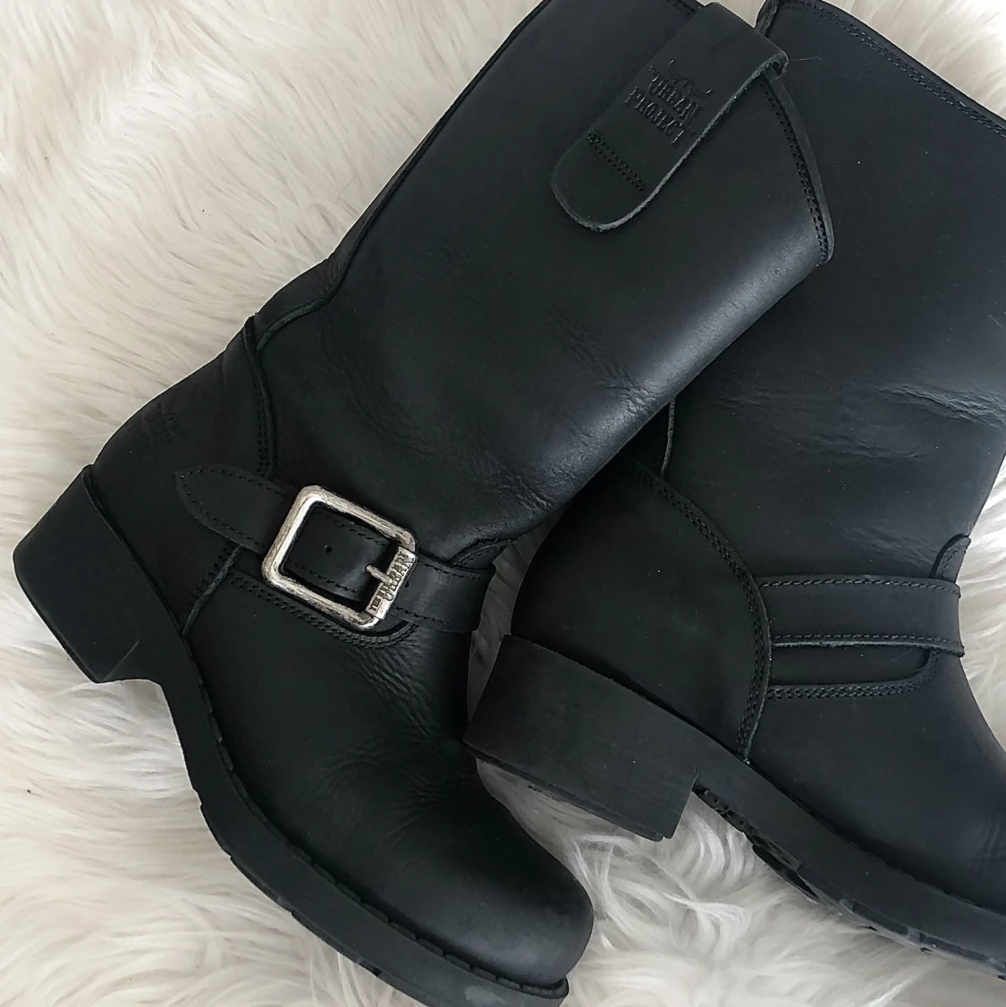 Johnny Bulls. Storlek 35, passar även en 36. - 90