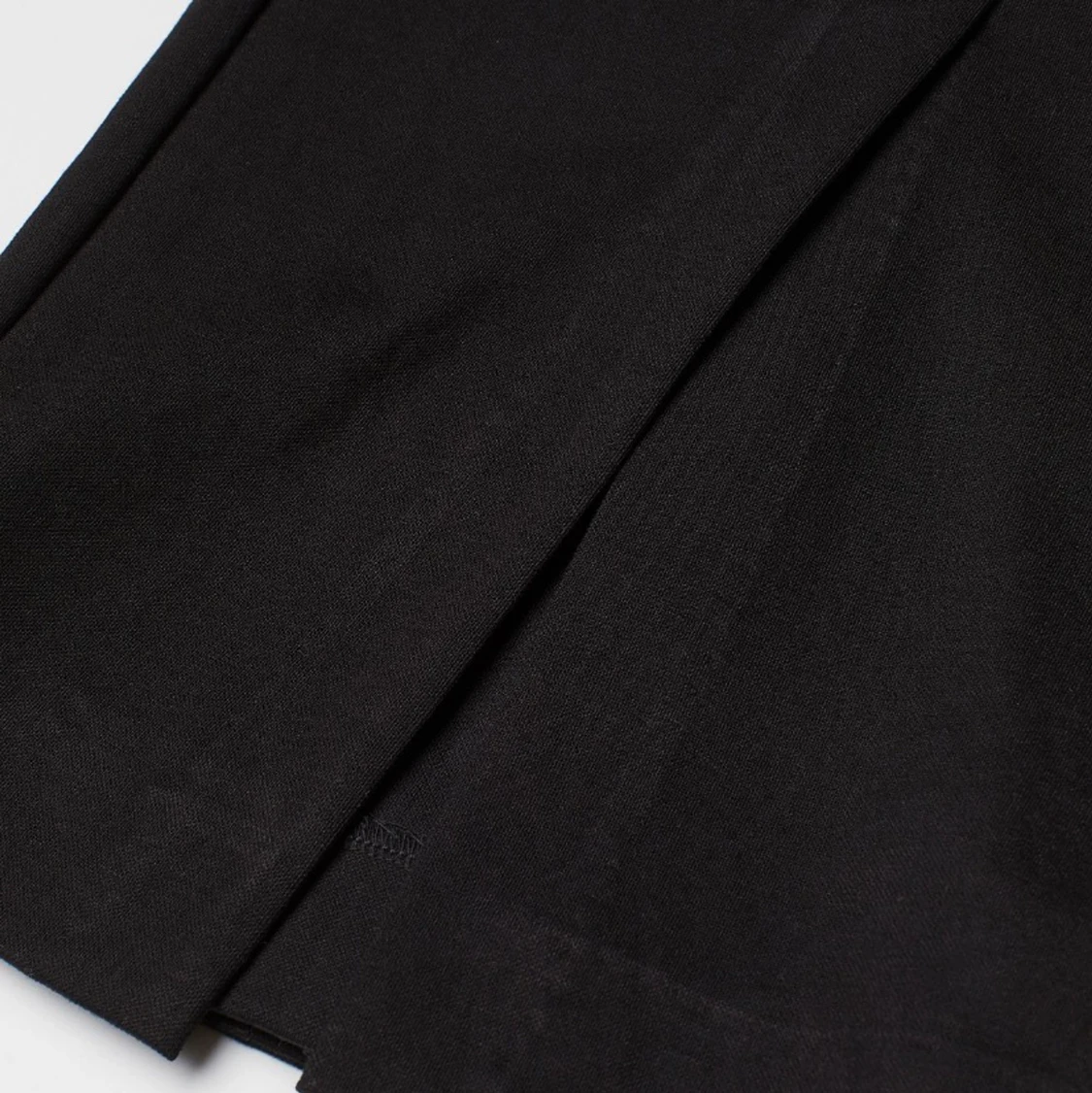 Kostymbyxor med slits