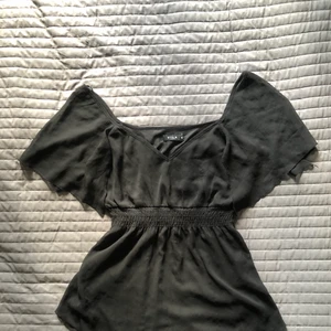 Blus, storlek S - Fin.