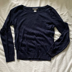 Hm tröja  - Glittrad blå tröja från hm💓