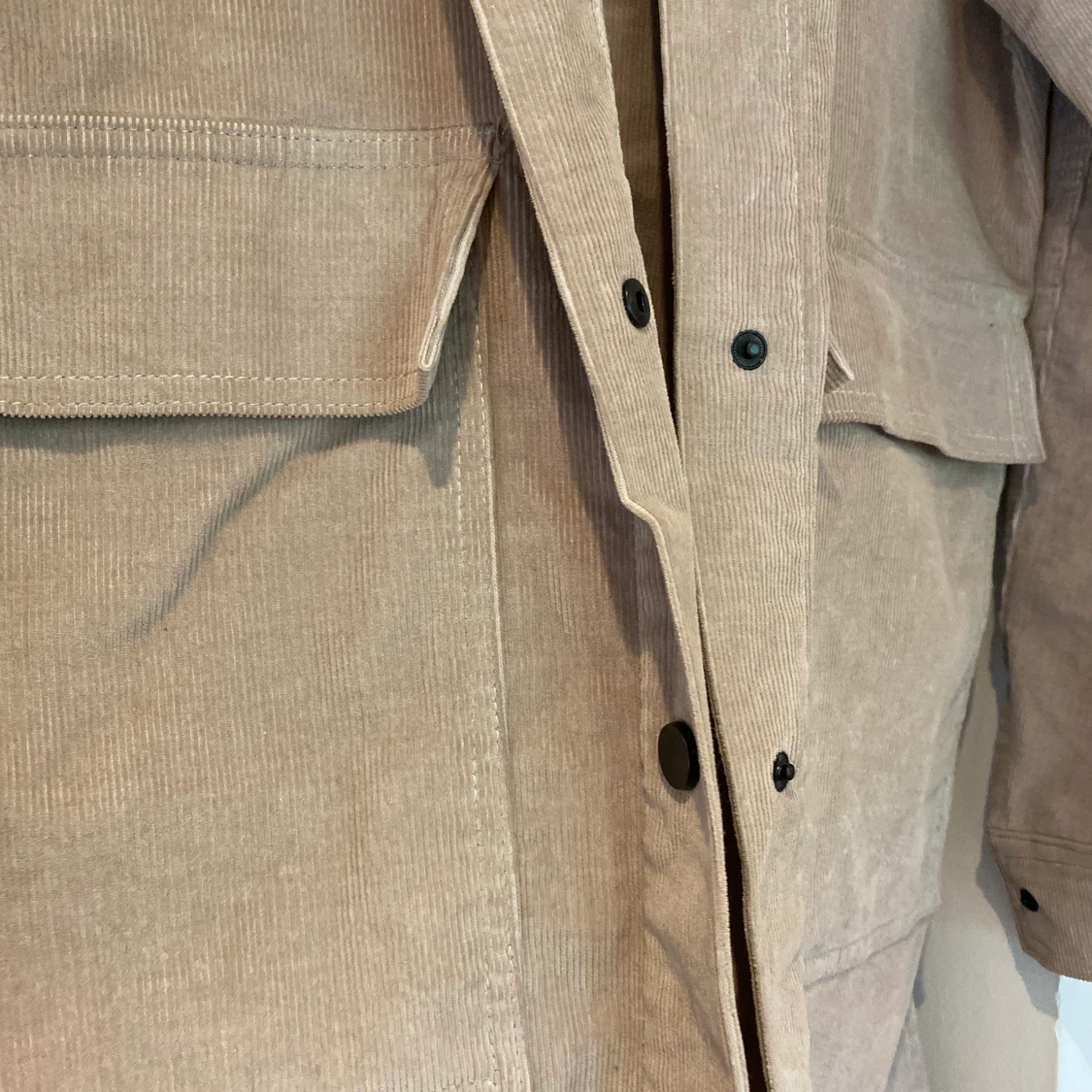 Beige tunn jacka från NAKD - 91