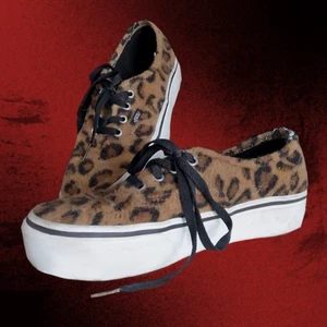 Fluffiga leopard VANS skor - Knappt använda, storlek 40/ 7.5 leopardmönstrad 