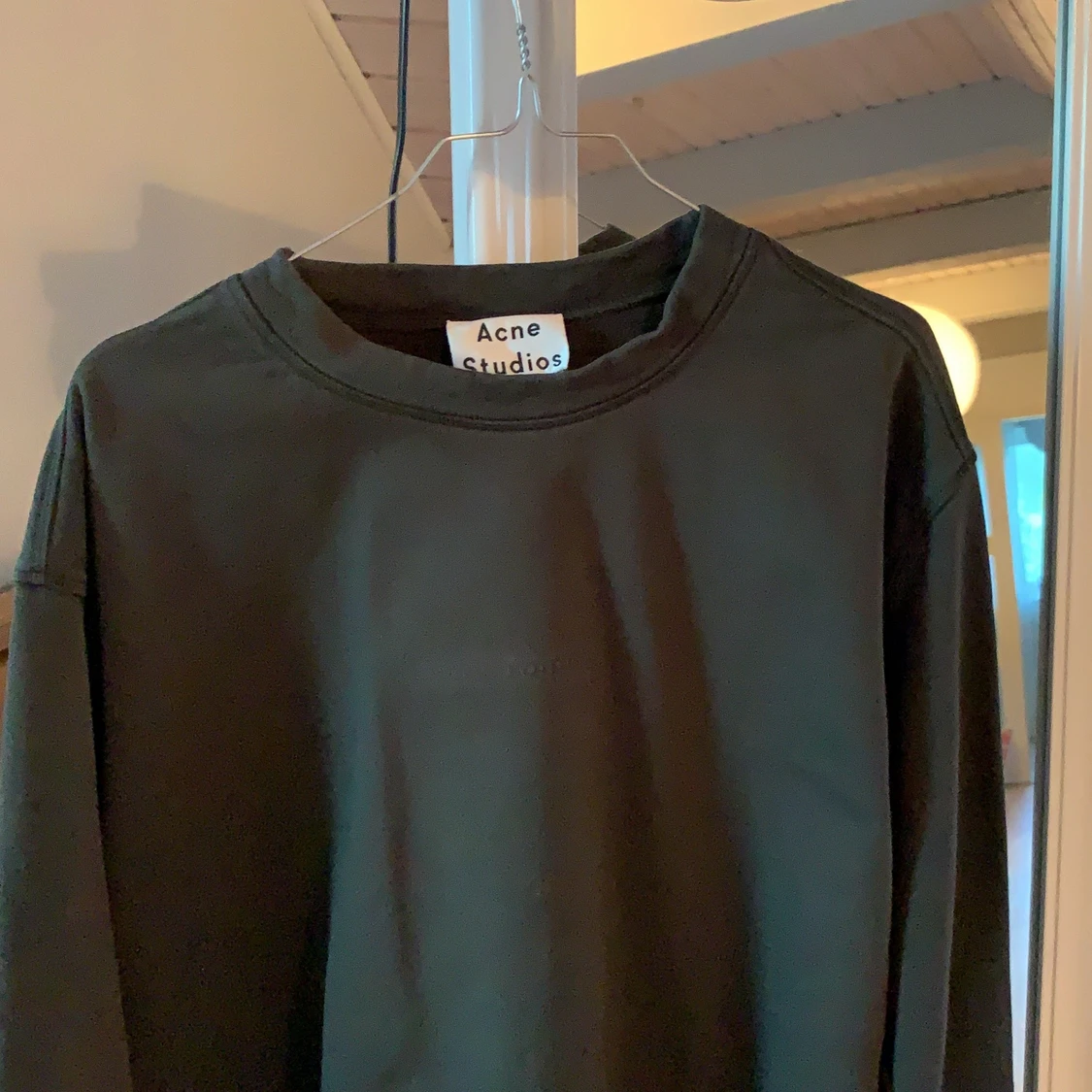 Acne tröja, tjockt material, mörkgrön S/M - 91