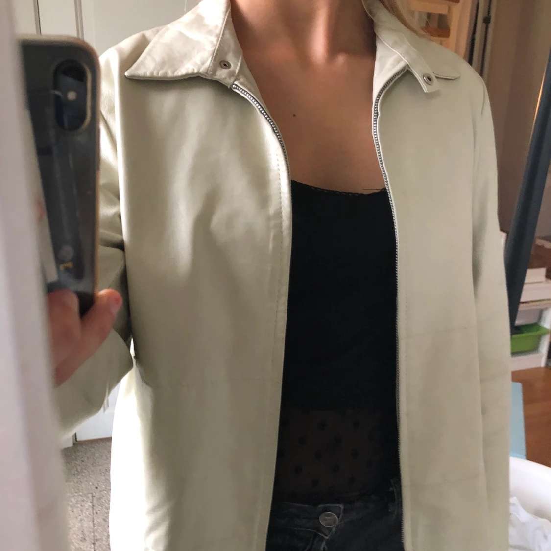 Beige läderjacka  - 91