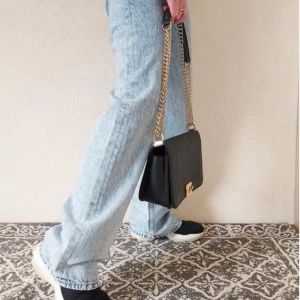 Jeans från monki - Säljer dessa monki jeansen, använd fåtal gånger. 💕💓