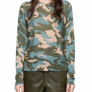 Zadig&voltaire  - Säljer min super fina kashmir tröja från Zadig!!❤️‍🔥❤️‍🔥, bra skick! 100% kashmir💛💛köpt för 4000kr men säljer för 1000kr pga såpass bra skick❤️‍🔥skriv för fler bilder 