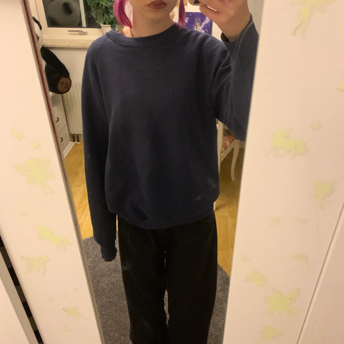 tjock mörkblå sweatshirt  - 90