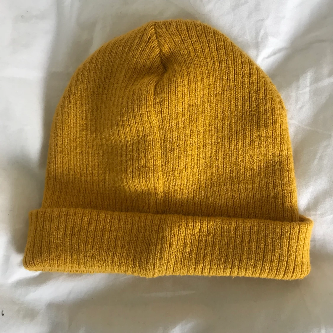Mustard yellow hat - 90