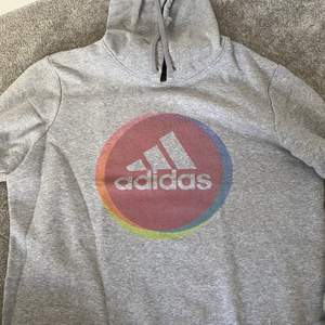 Adidas hoodie, oversize.