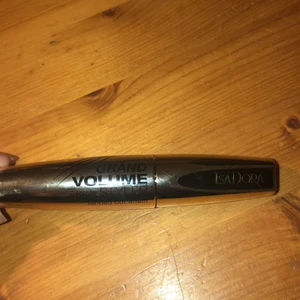 Smink mascara - Isadora Grand volume lish styler, helt oanvänd, 50 + frakt 12 kr