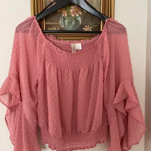 Oanvänd topp strl 36 - Oanvänd topp strl 36