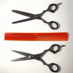 Jaguar Hairstylist Set - Two Jaguar hair styling scissors and a Jaguar comb. Barely used, in a perfect shape. Contact me directly for prices and details!🤍