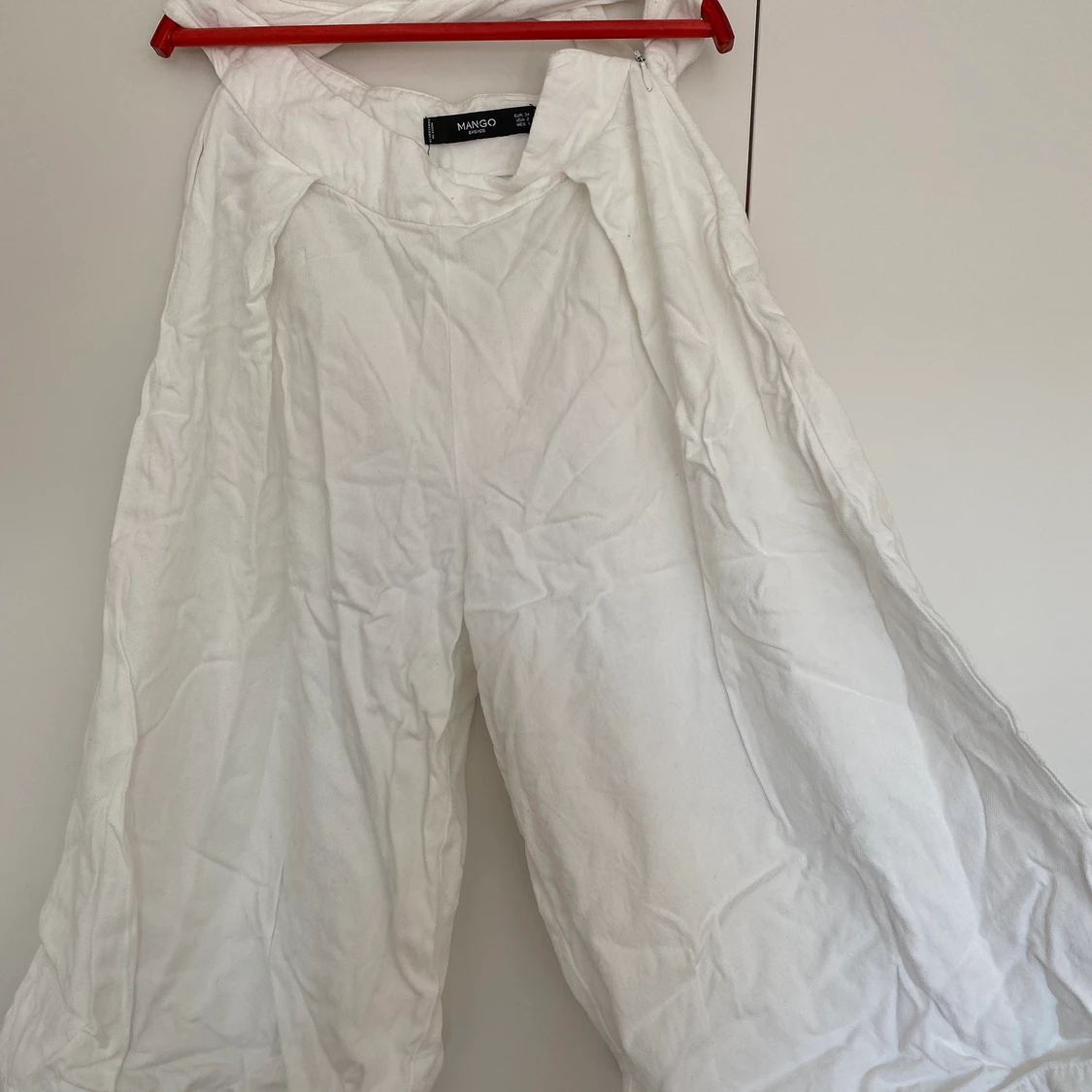 Vita byxor från mango