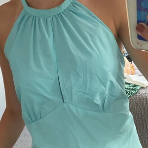 Ljusblått linne💞storlek S - Jag ÄLSKAR färgen och den är perfekt i längden (lite stor för mig) har aldrig använt💞