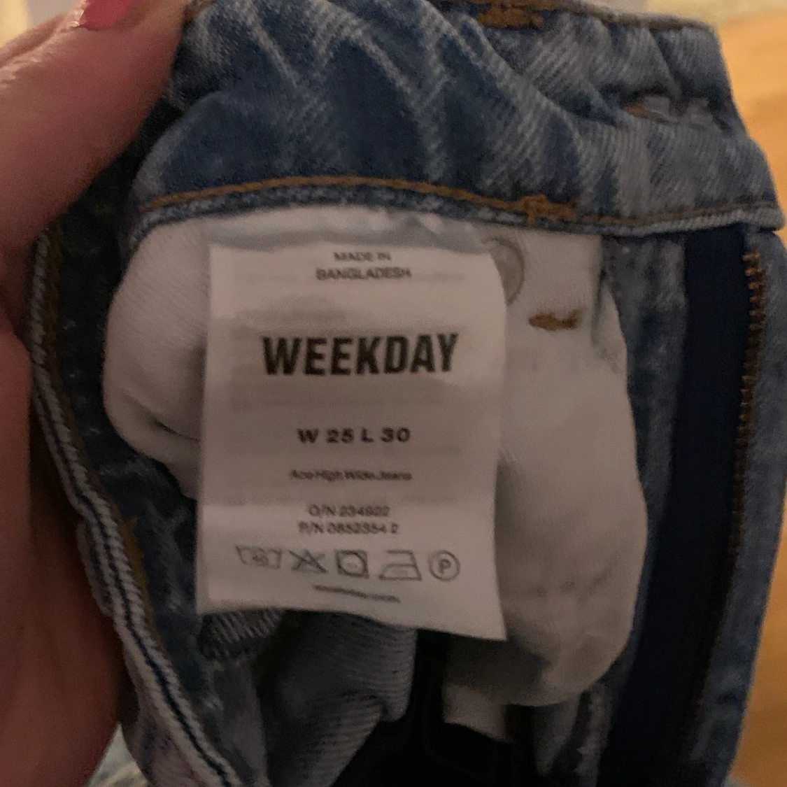 Blåa weekday jeans - 90