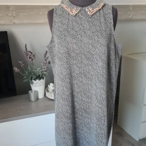 Next - Klänning är jättefin 