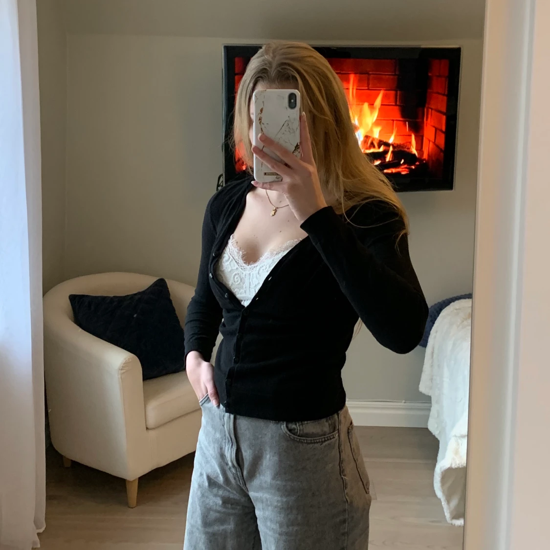 Svart knapp-cardigan - 90