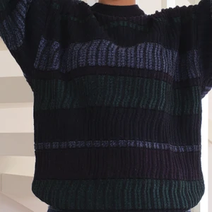 Stickad tjocktröja  - Najs stickad tjocktröja 