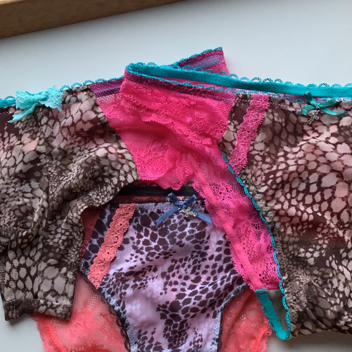 3 st nya trosor strl M - 90