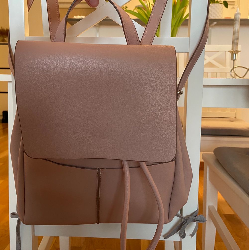 Zara ryggsäck, som ny | Plick Second Hand