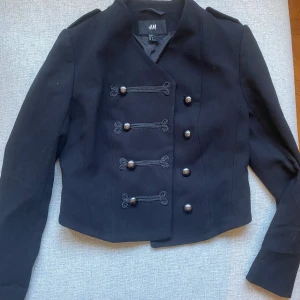 Kavaj från HM - Stl 36 i mycket gott skick!
