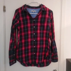 Skjorta - Skjorta storlek 38