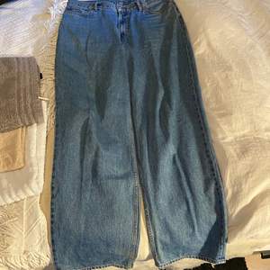 Ett par ganska vanliga oversized jeans från Weekday. Superbekväma