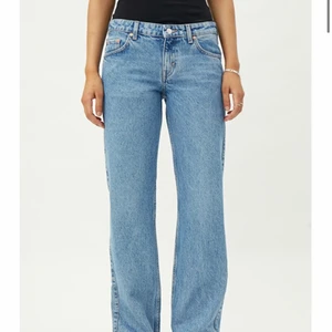 Arrow Low Straight  - Aldrig använda, skriv vid frågor💗