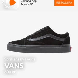 Vans - Helt ny skor som ja fick hem igår men visades vare förstora , ny pris e 789 men ja kan sänka priset vid snabb affär😁🥰👍🏻