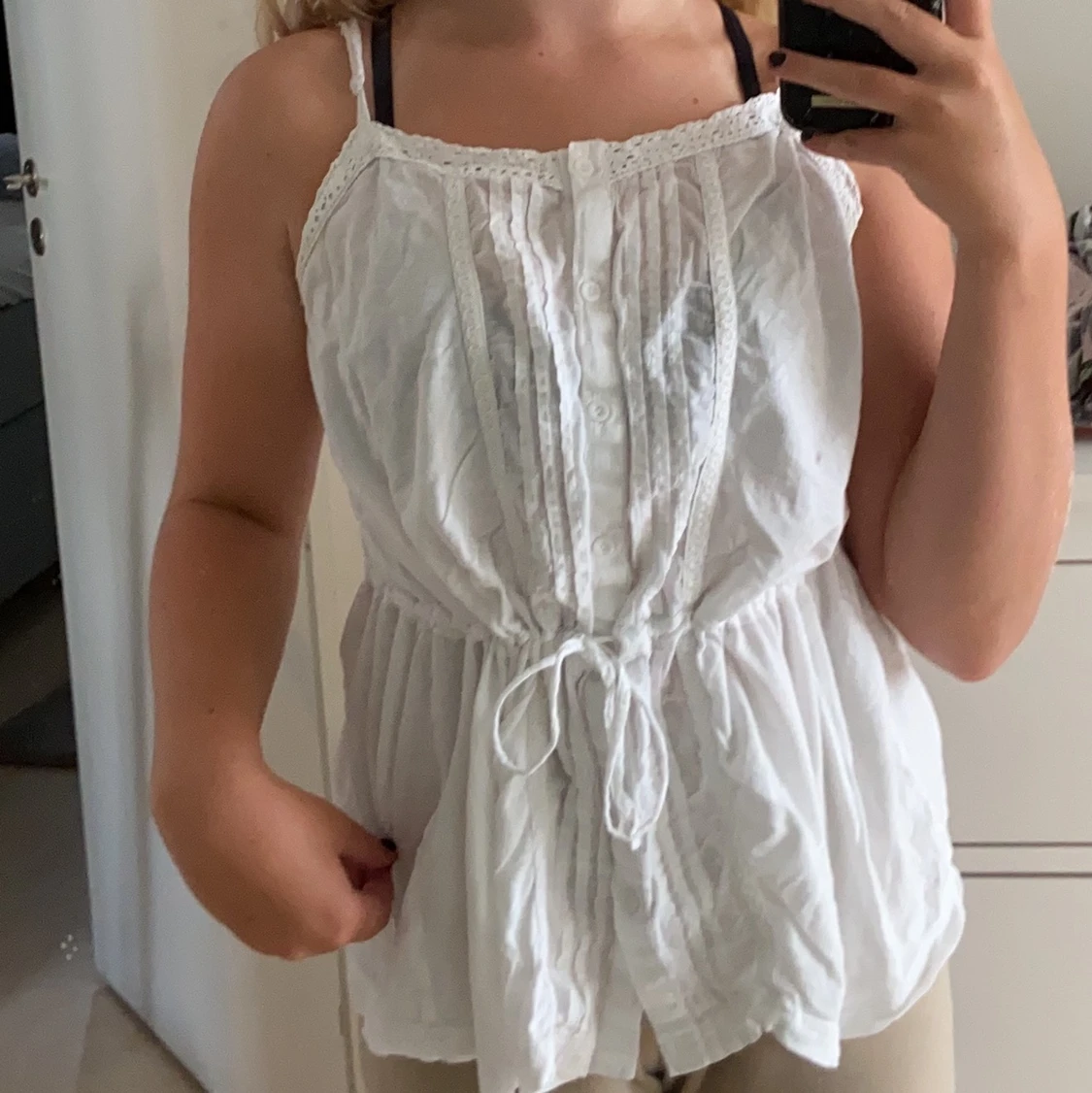 En vit blus/topp i stl L
