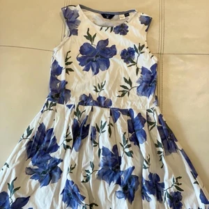 Vacker klänning  - Elegant klänning från Gant