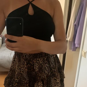 Kjol  - Jätte fin kjol från Boohoo. Storlek s/m (resårband) 