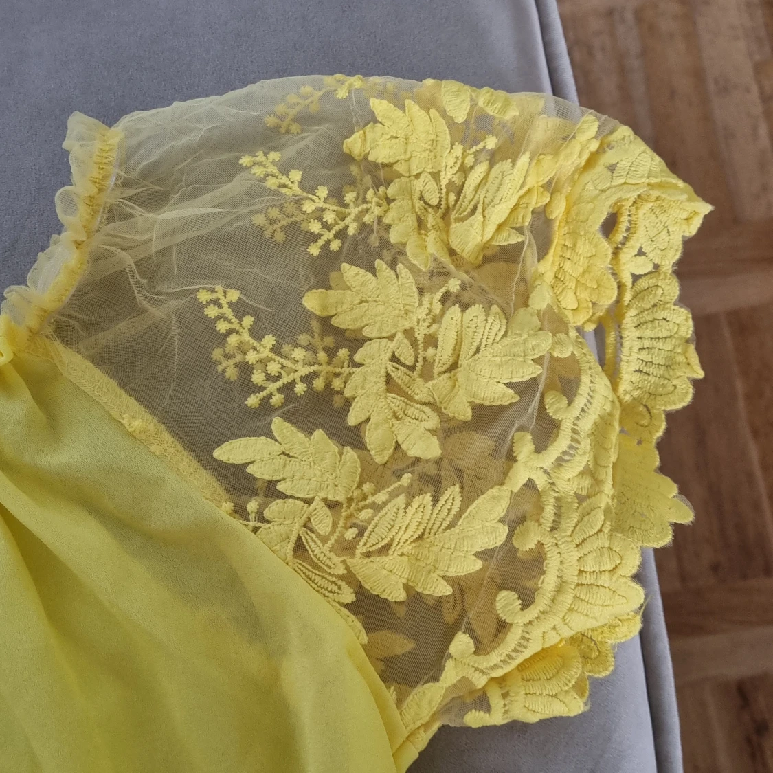 Shein gul tröja - 90