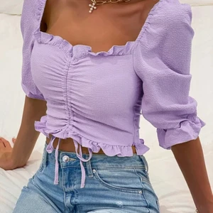 Lila blus strl xs/s - Jättesöt lila blus som passar xs/s