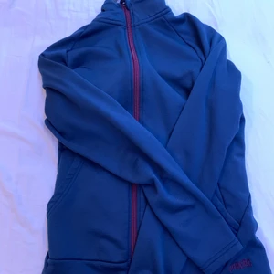 Tunn tjocktröja  - Mjuk på insidan 