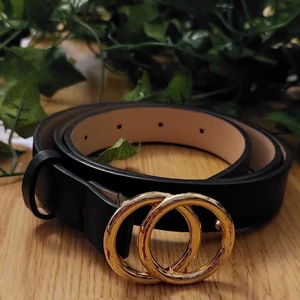 Den är från H.M  - Du betalar frakten själv💖