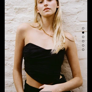Zara top - Helt ny zara korsett med etikett på. Passar ej mig och helt slutsåld