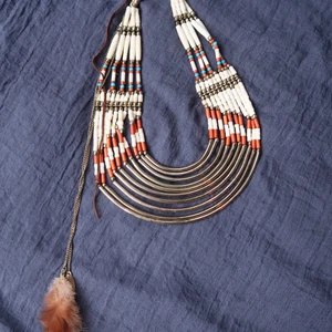 Halsband - Frakt tillkommer