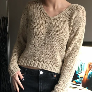 Beige Stickad tröja - Stickad beige tröja från Gina Tricot