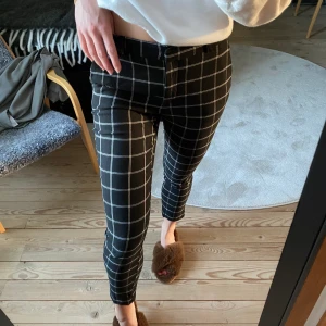 Zara kostymbyxor  - Rutiga kostymbyxor från zara⚡️