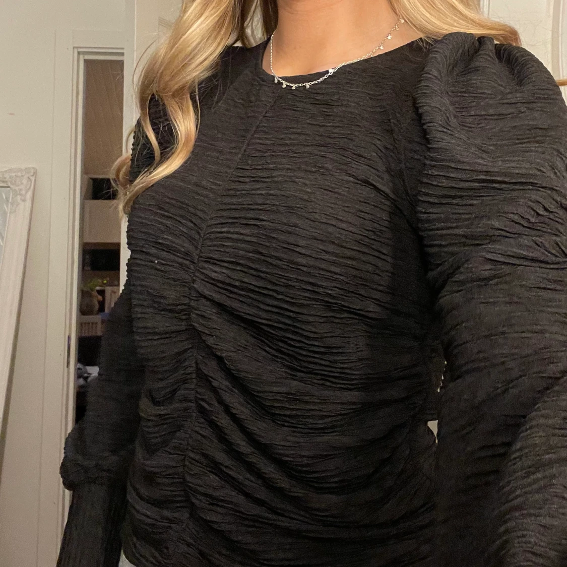 Svart blus/tröja - 90