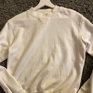 En fräsch sweatshirt från hm 