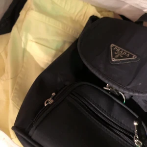 Bortskänkes - Blandat. Upphämtning från vårby gård