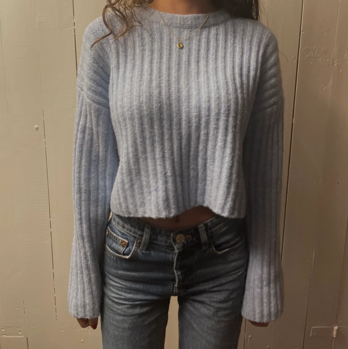 Blå stickad tröja från Bershka - 90