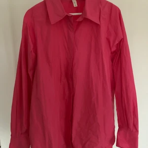 Rosa oversized skjorta stl L - Oversized skjorta