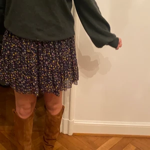 Bronx Stövlar i strlk 38💕 - Skit snygga Bronx stövlar i färgen congnac❤️ använt dem 1 gång! Säljer pga att använder dem för lite💕 original pris är 2395 kr❤️