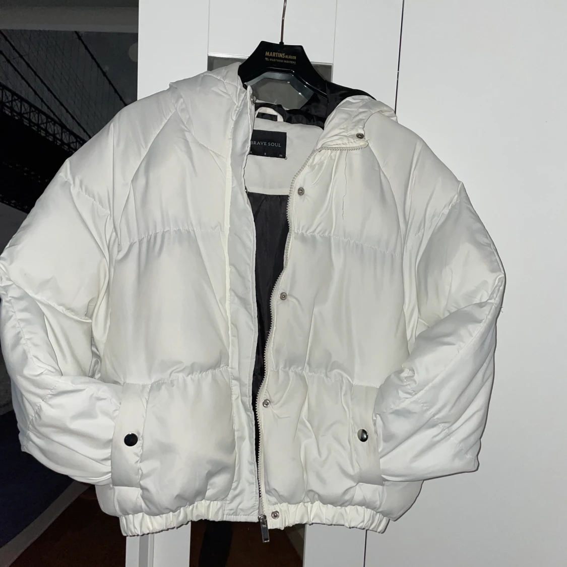 Vit puffer från Brave Soul - 91