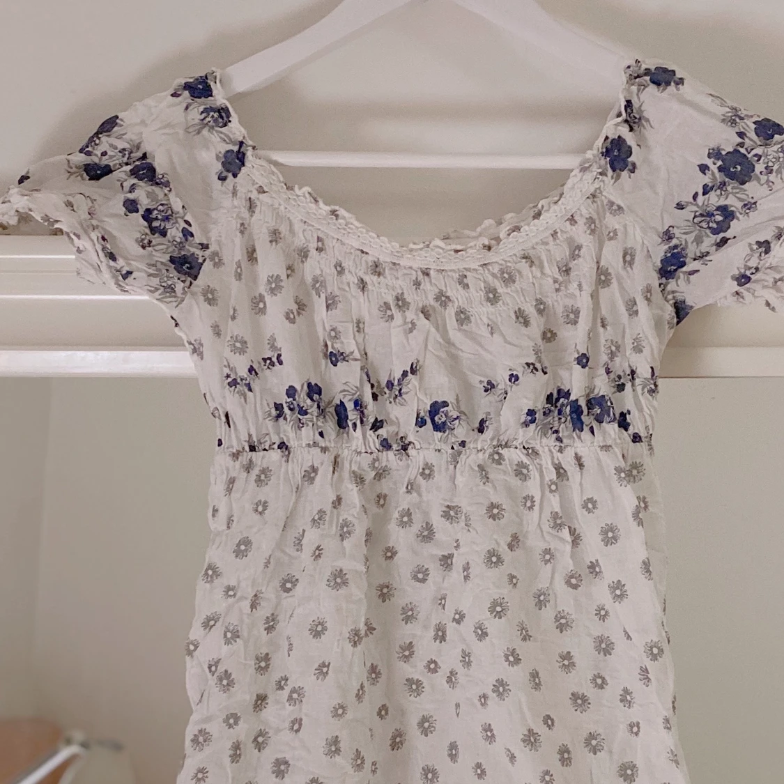 💙 vit blåblommig sommarklänning 💙 - 90