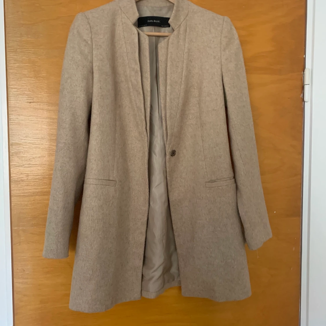 Klassisk beige kappa