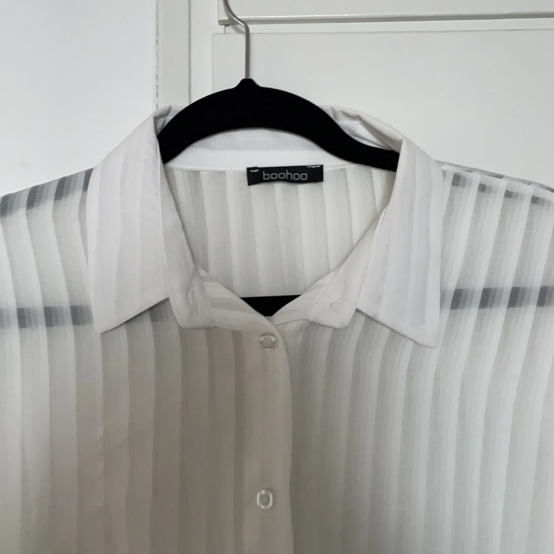 Vit genomskinlig skjorta  - 90